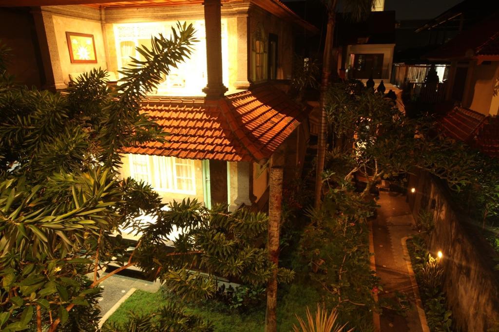 Nyoman Karsa Bungalow Hotel Ubud  Exterior photo